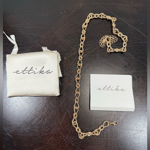 Ettika Gold Necklace Bow Shaped Links Chain Adjustable Length ~16"-21" - Picture 3 of 5